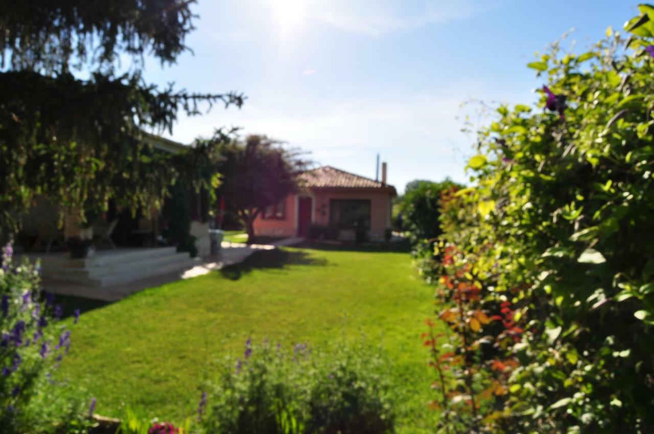 El Jardin De Manuela Villa Santibanez del Val Buitenkant foto